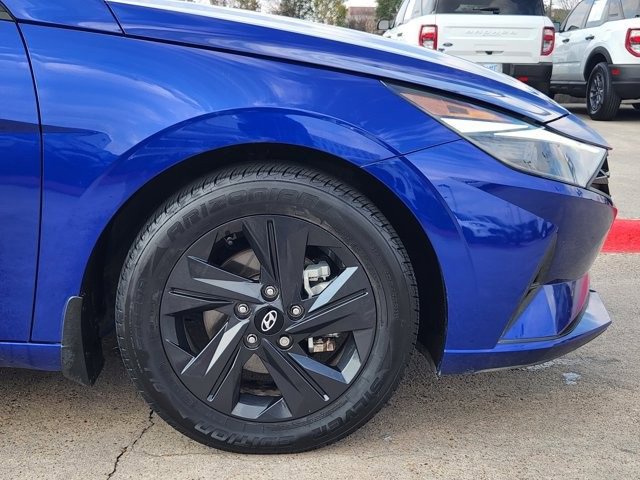 Used 2023 Hyundai Elantra SEL image 8