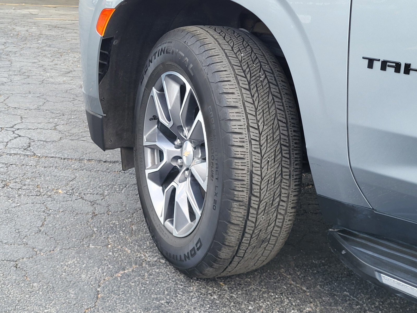 Used 2024 Chevrolet Tahoe LS w/ Driver Alert Package image 33