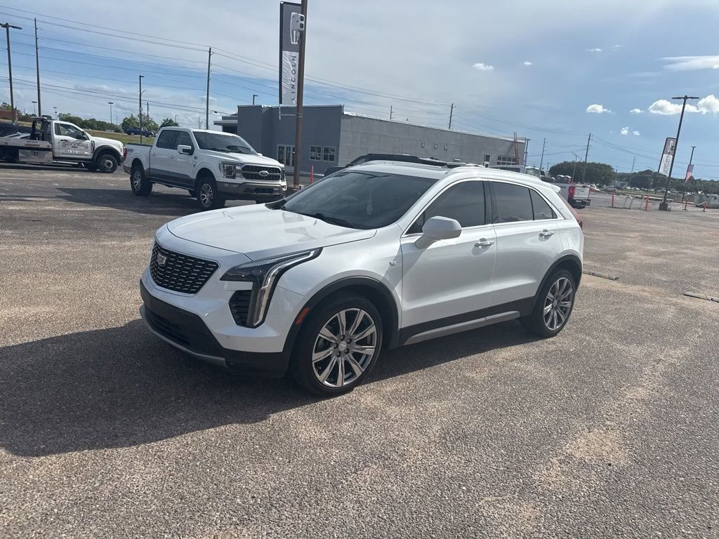 Used 2019 Cadillac XT4 Premium Luxury w/ Driver Assist Package FWD image 7