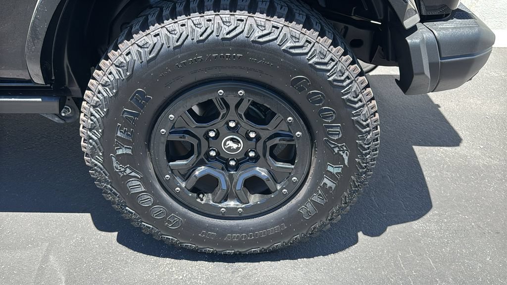 Certified 2022 Ford Bronco Badlands AWD/4WD image 8