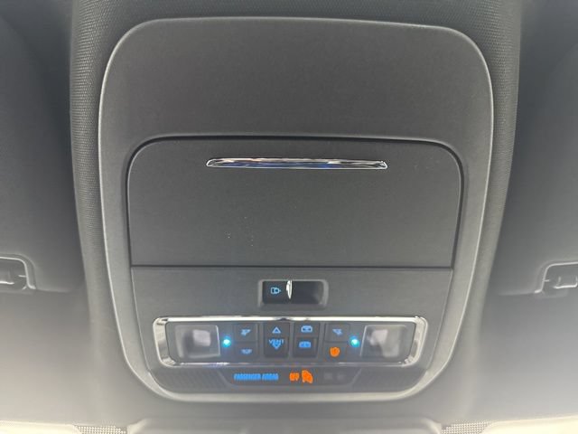 Certified 2025 Ford F150 Platinum w/ Equipment Group 702A High AWD/4WD image 14