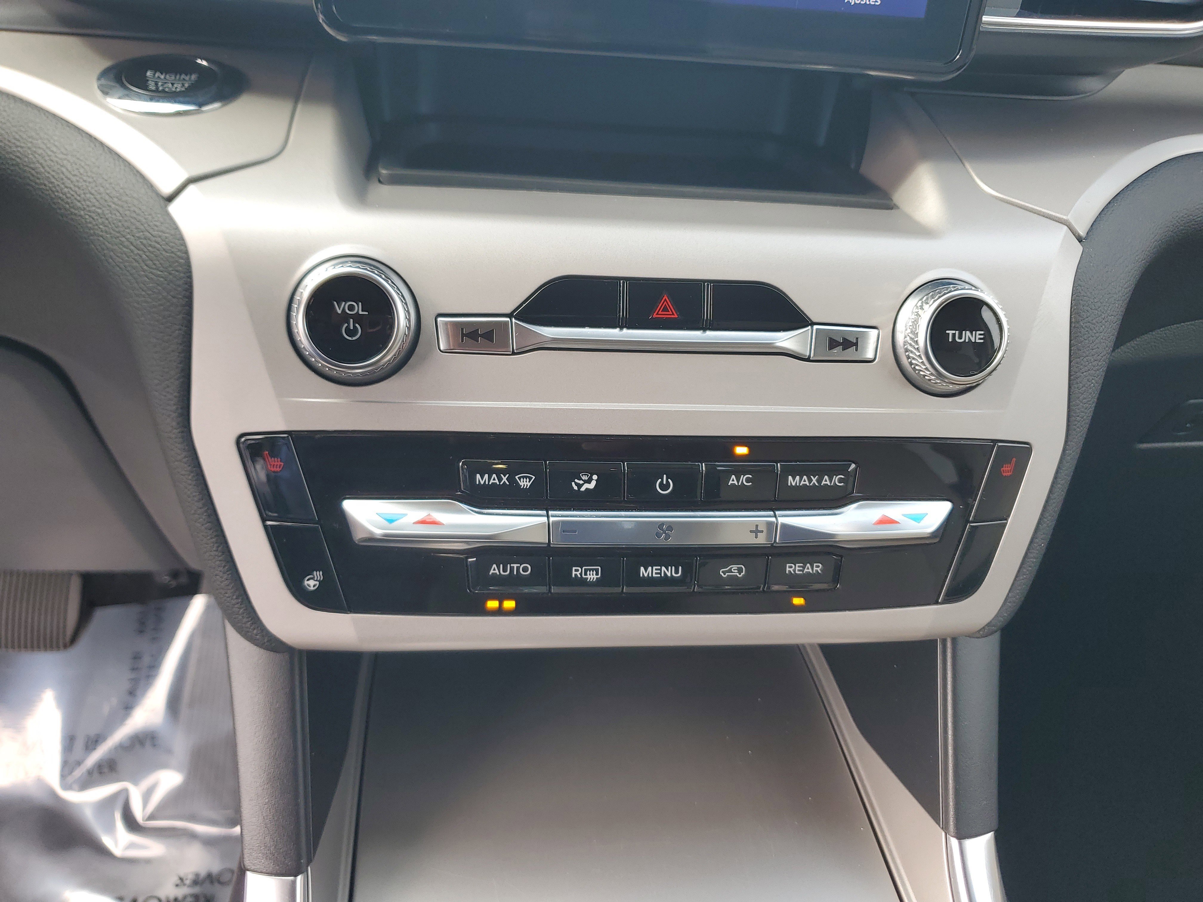 Certified 2024 Ford Explorer XLT w/ Equipment Group 202A image 26