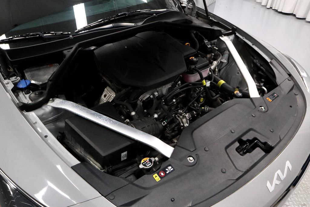 Used 2022 Kia Stinger GT-Line AWD/4WD image 17