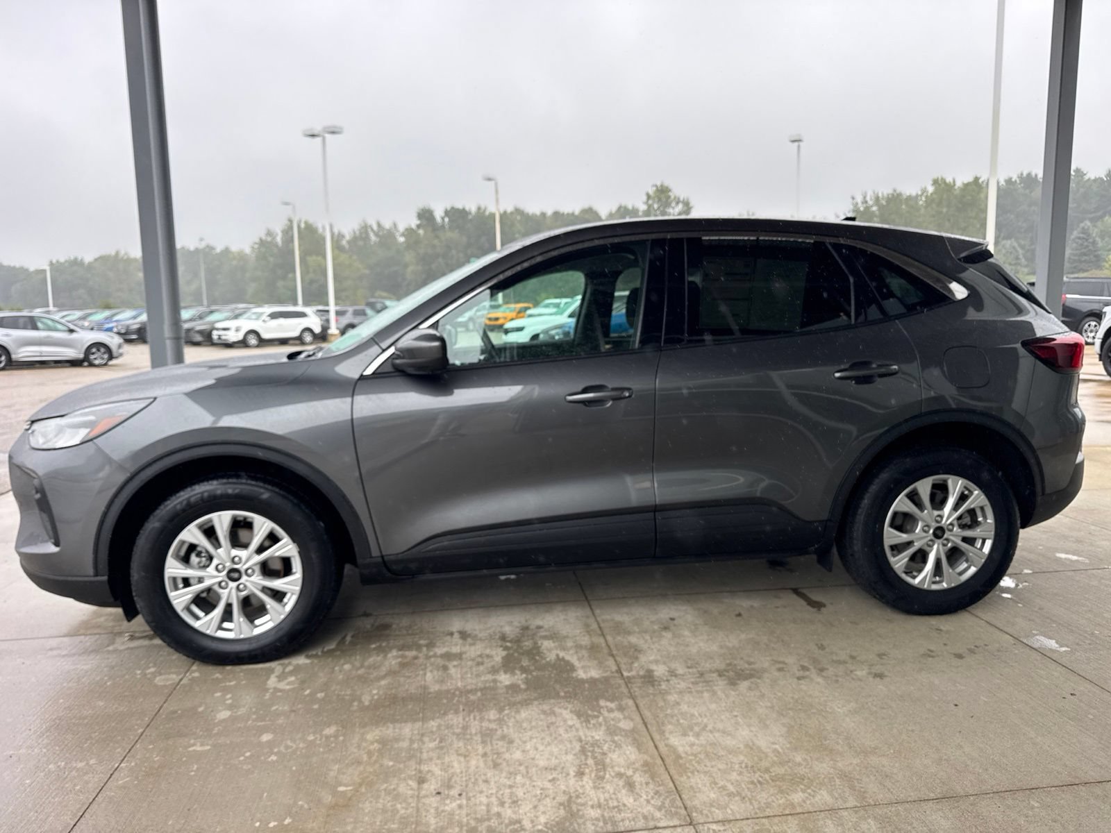 Certified 2023 Ford Escape Active w/ Tech Pack #2 AWD/4WD image 4