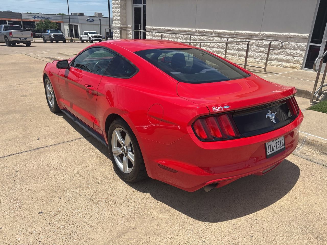 Certified 2017 Ford Mustang Coupe RWD image 4