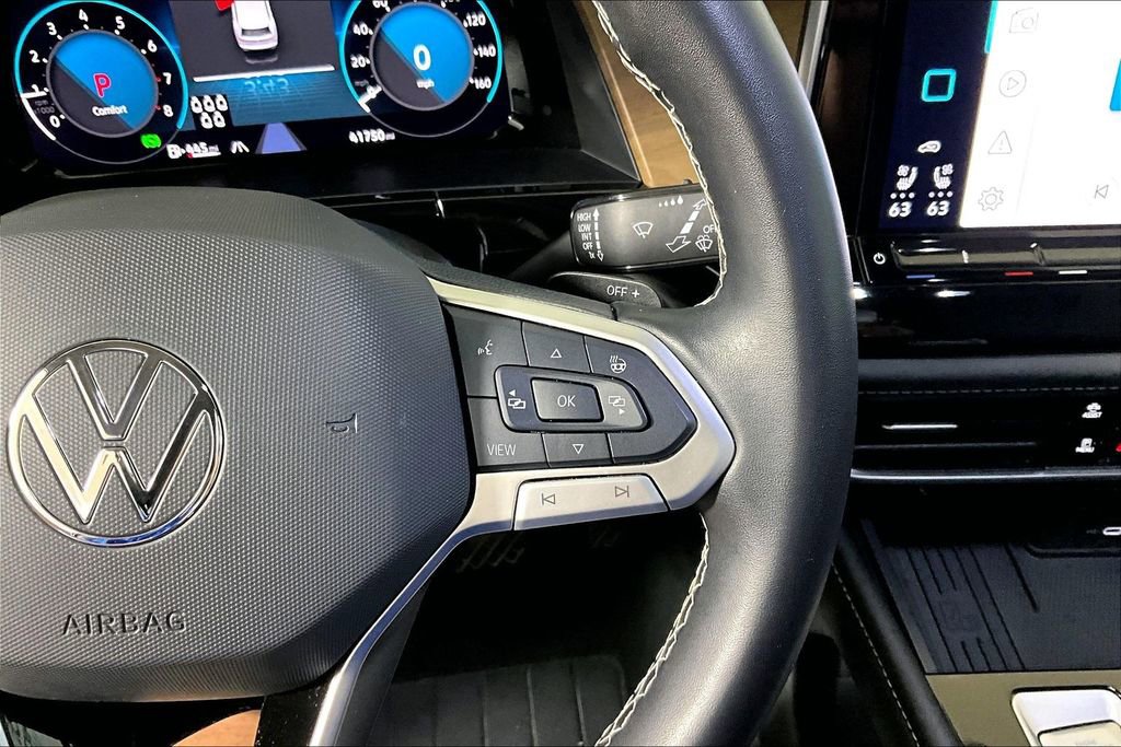 Used 2025 Volkswagen Atlas SE FWD image 15