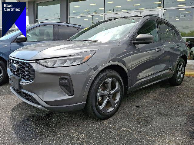 Certified 2023 Ford Escape ST-Line w/ Tech Pack #1 AWD/4WD image 1