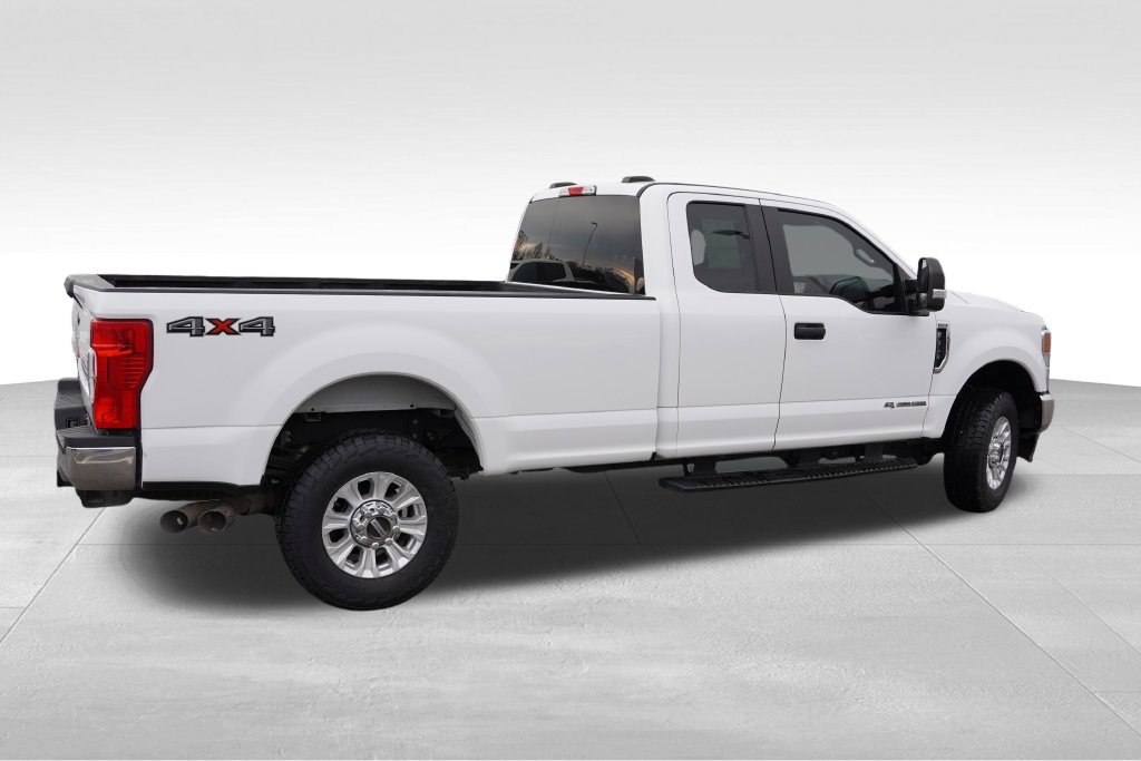 Certified 2022 Ford F350 XL w/ STX Appearance Package AWD/4WD image 5