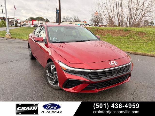 Used 2025 Hyundai Elantra Limited w/ Cargo Package image 4