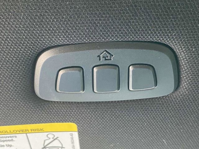 Certified 2022 Ford F150 Platinum w/ Equipment Group 701A High image 36