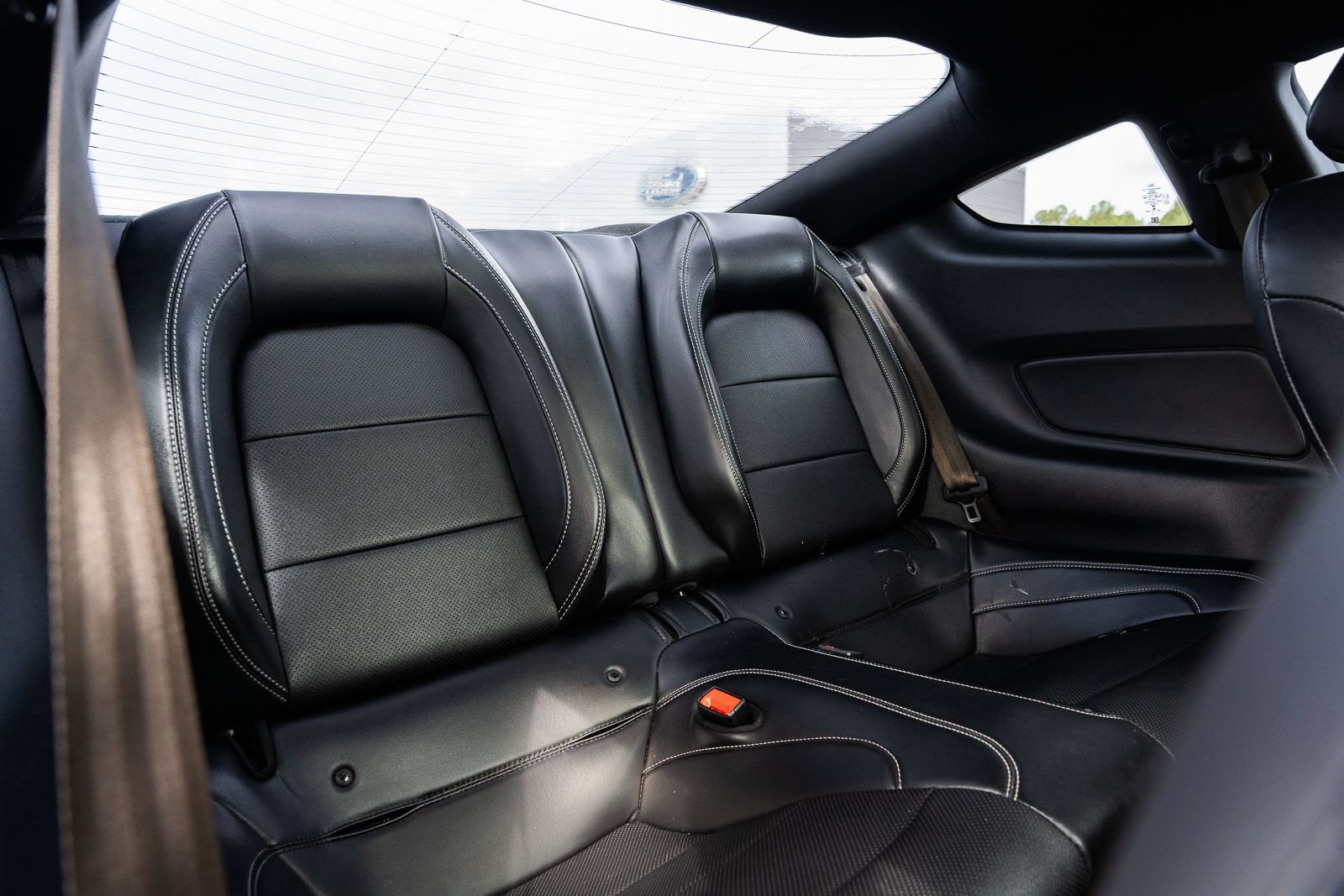 Certified 2019 Ford Mustang GT Premium w/ Equipment Group 401A RWD image 15