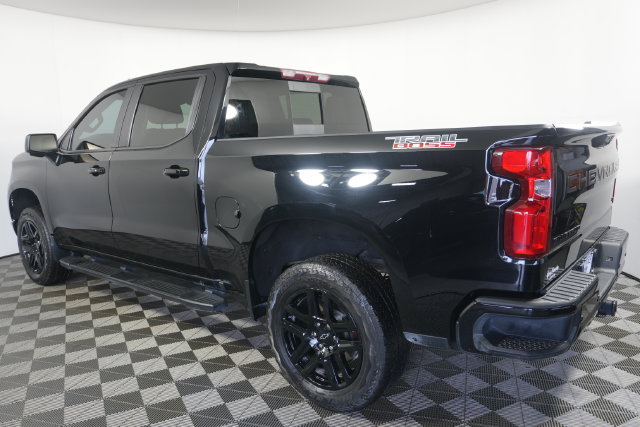 Used 2023 Chevrolet Silverado 1500 LT Trail Boss w/ LT Trail Boss Premium Package AWD/4WD image 5