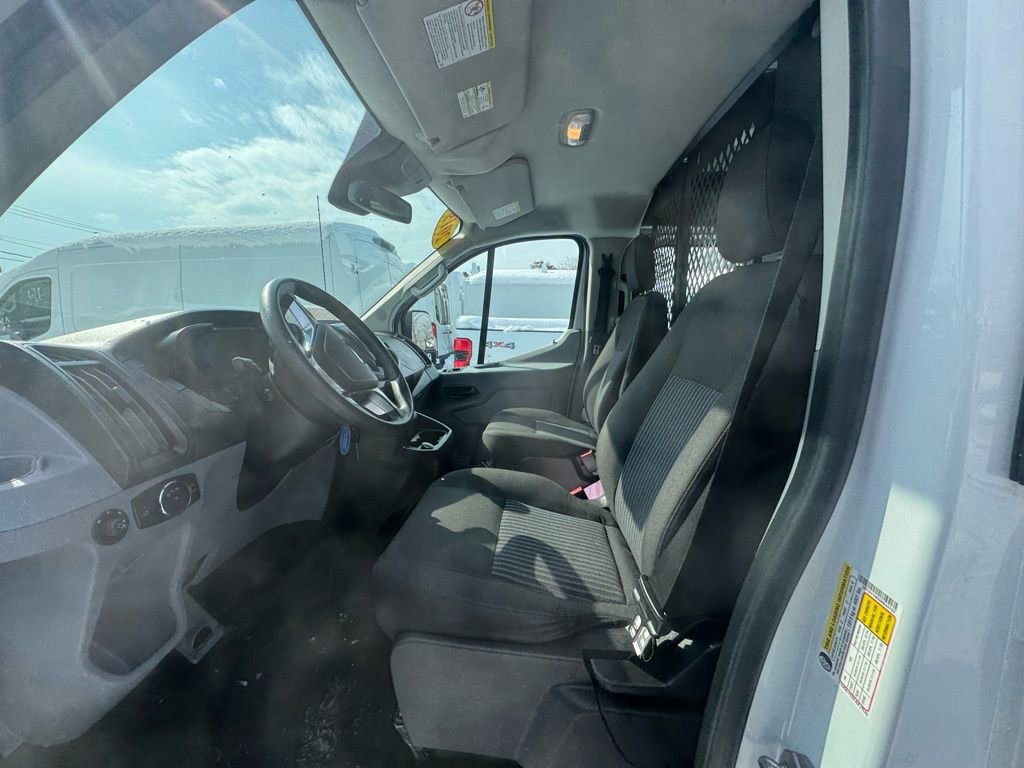 Certified 2019 Ford Transit 250 130 Low Roof w/ Exterior Upgrade Package image 10