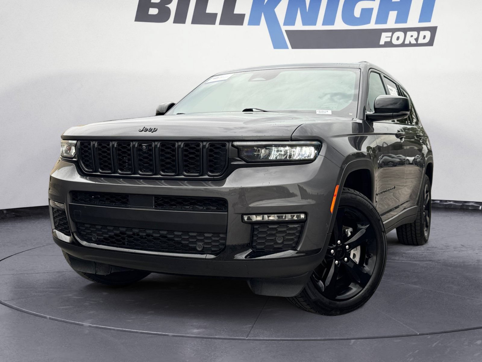 Used 2025 Jeep Grand Cherokee L Limited w/ Luxury Tech Group II AWD/4WD image 1