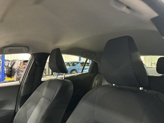 Used 2025 Toyota Prius LE FWD image 20