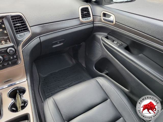 Used 2017 Jeep Grand Cherokee Limited image 22