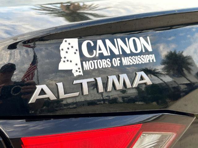 Used 2024 Nissan Altima 2.5 SV FWD image 5