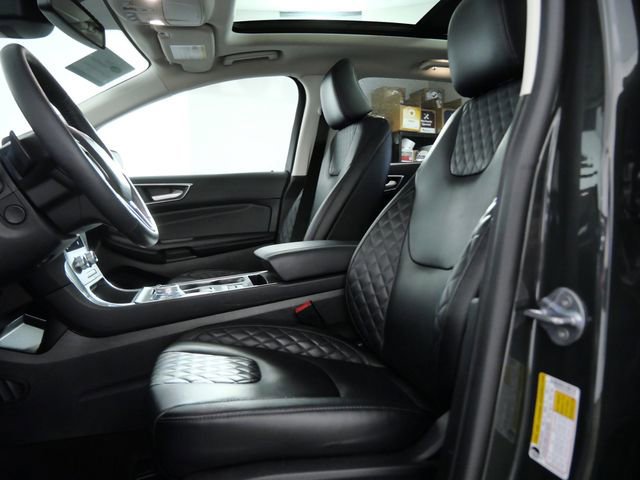 Certified 2024 Ford Edge Titanium w/ Equipment Group 301A AWD/4WD image 16