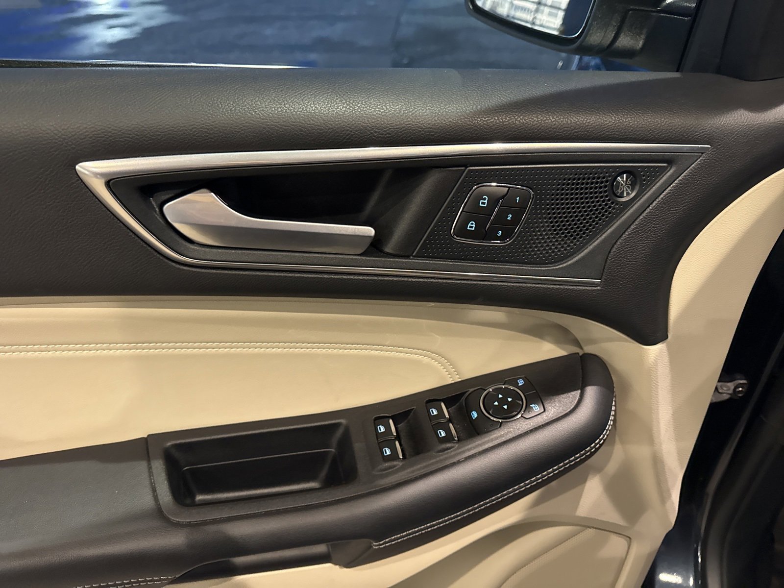 Certified 2024 Ford Edge Titanium w/ Equipment Group 301A image 22