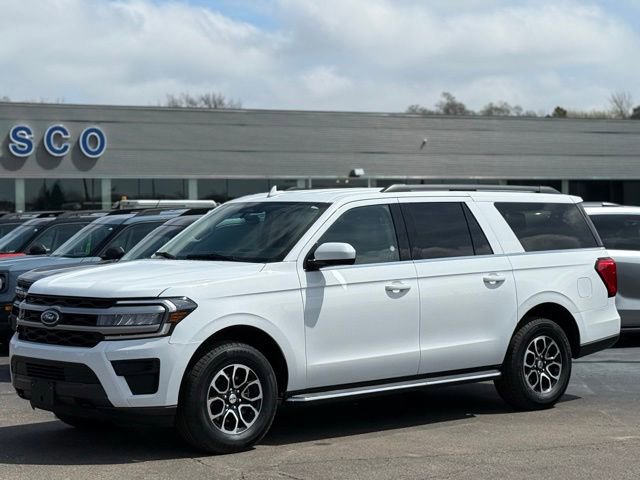 Certified 2023 Ford Expedition Max XLT image 32