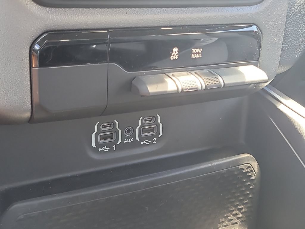 Used 2020 RAM 1500 Big Horn RWD image 22