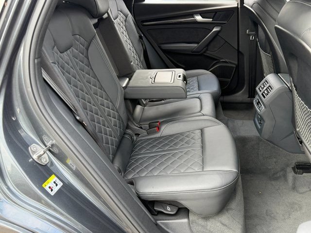 Used 2024 Audi SQ5 Prestige AWD/4WD image 33