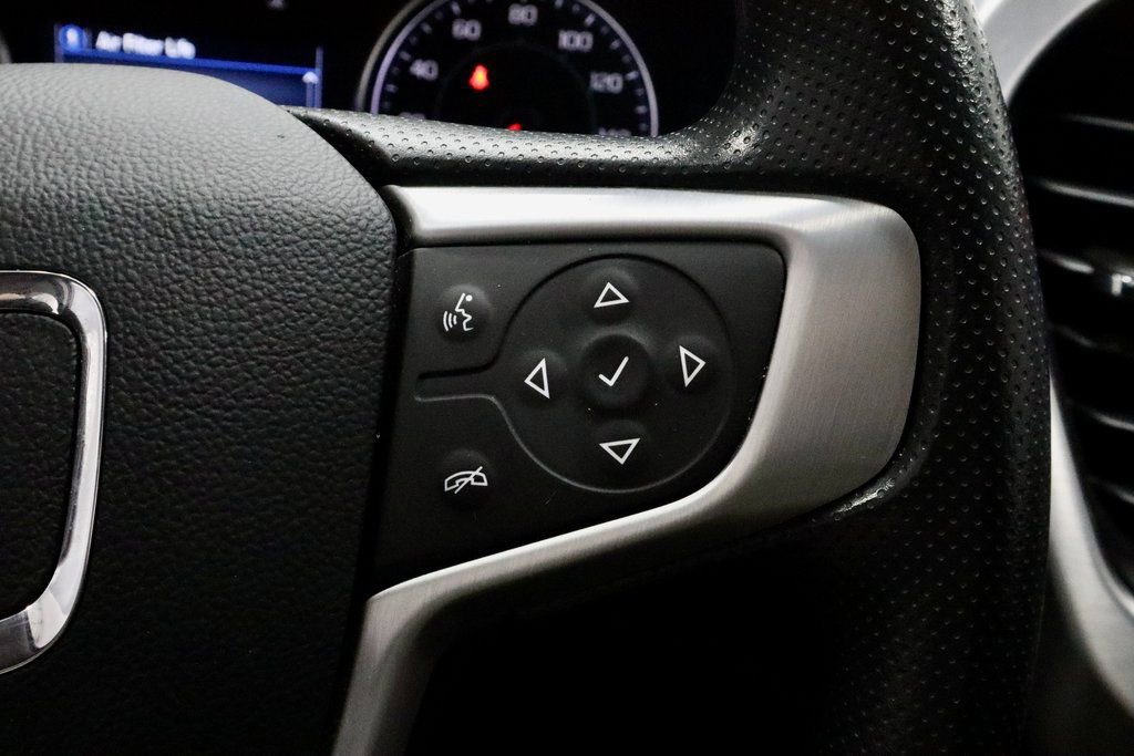 Used 2023 GMC Acadia SLE image 29