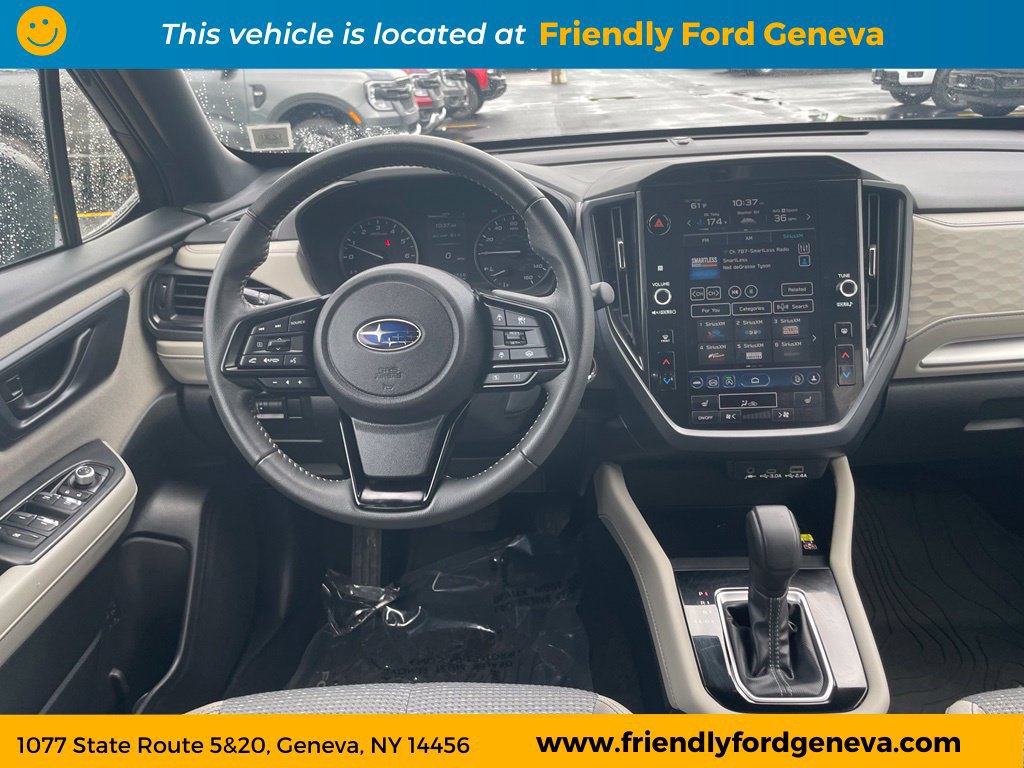 Used 2025 Subaru Forester Premium AWD/4WD image 15