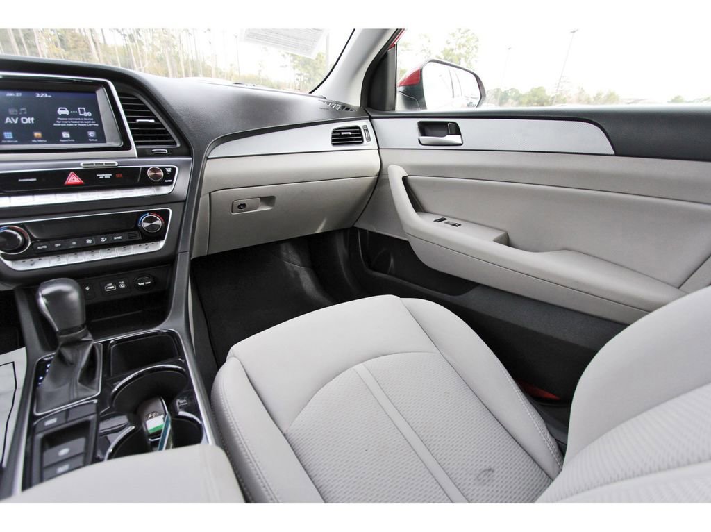 Used 2019 Hyundai Sonata SEL w/ Tech Package 02 image 12