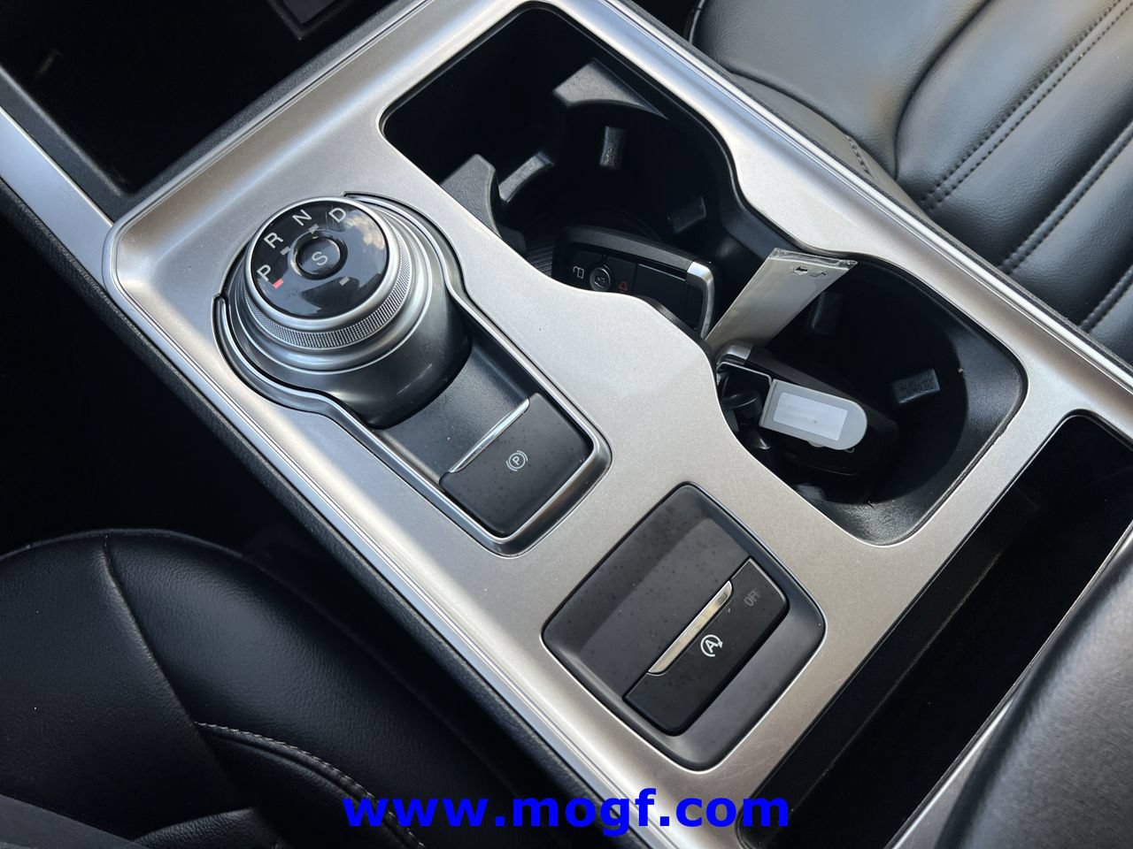 Certified 2024 Ford Edge SEL AWD/4WD image 11