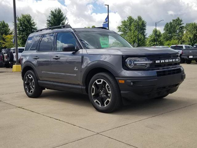 Certified 2023 Ford Bronco Sport Outer Banks AWD/4WD image 9