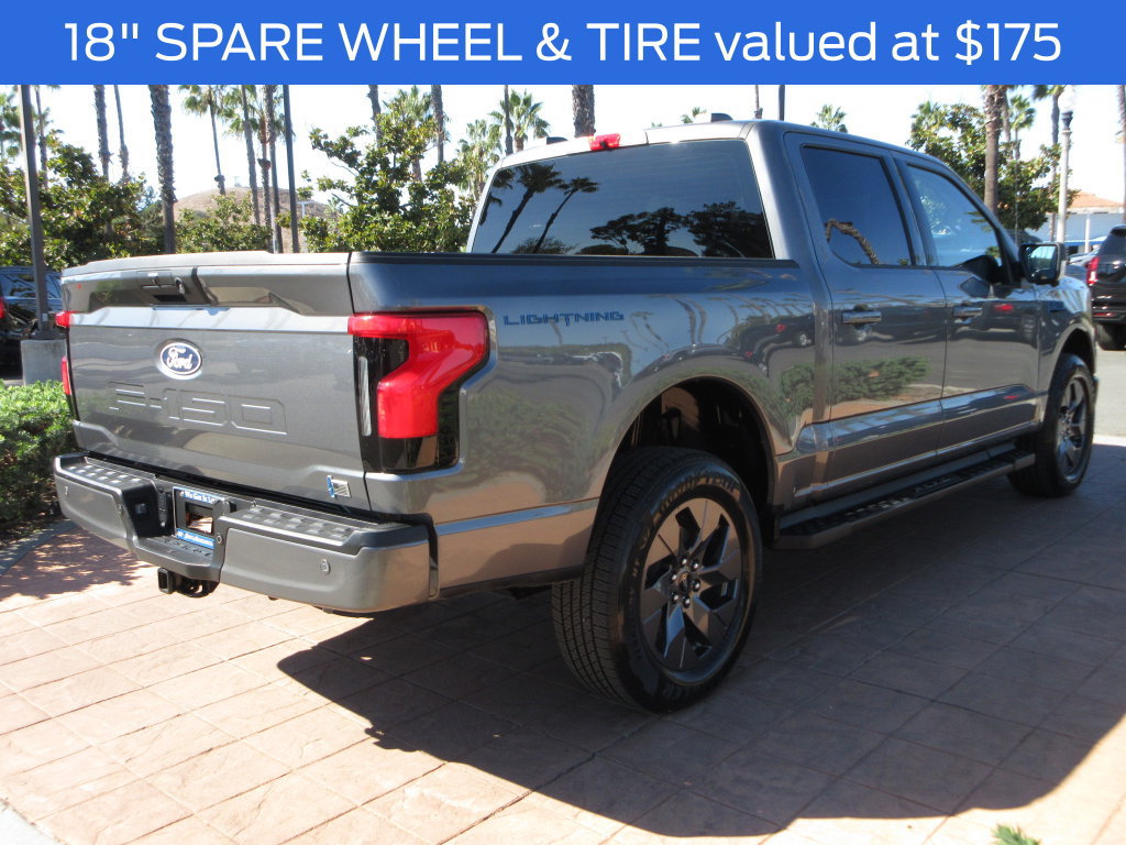 Certified 2025 Ford F150 Lightning Flash AWD/4WD image 4
