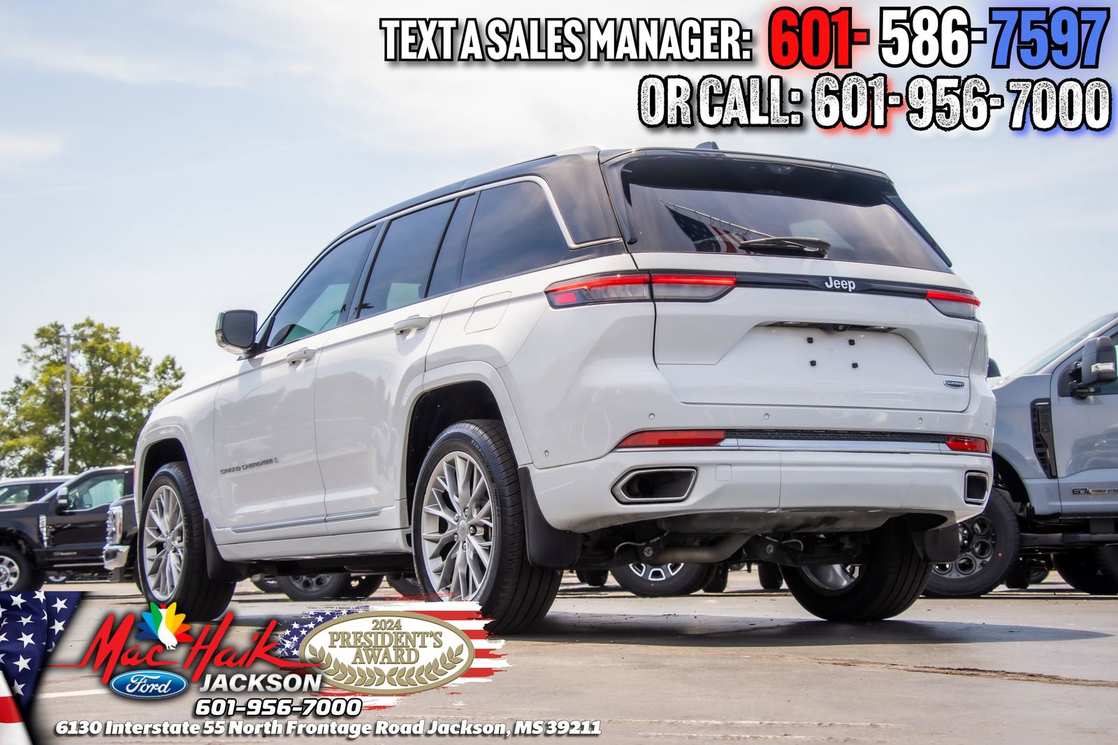 Used 2023 Jeep Grand Cherokee Summit w/ Adv Protech Group IV RWD image 5