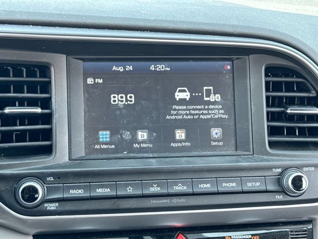 Used 2020 Hyundai Elantra Value Edition w/ Winter Weather Package FWD image 16