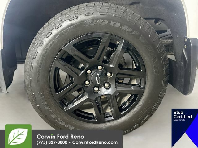Used 2023 Chevrolet Silverado 1500 Custom w/ LPO, Dark Essentials Package AWD/4WD image 32