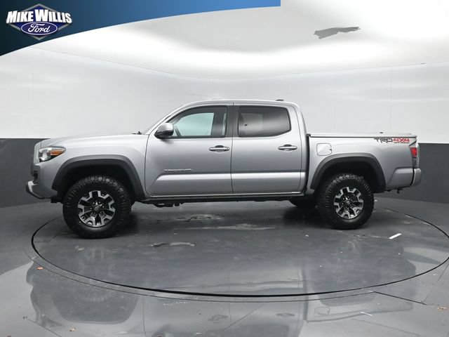 Used 2020 Toyota Tacoma TRD Off-Road w/ Technology Package AWD/4WD image 4