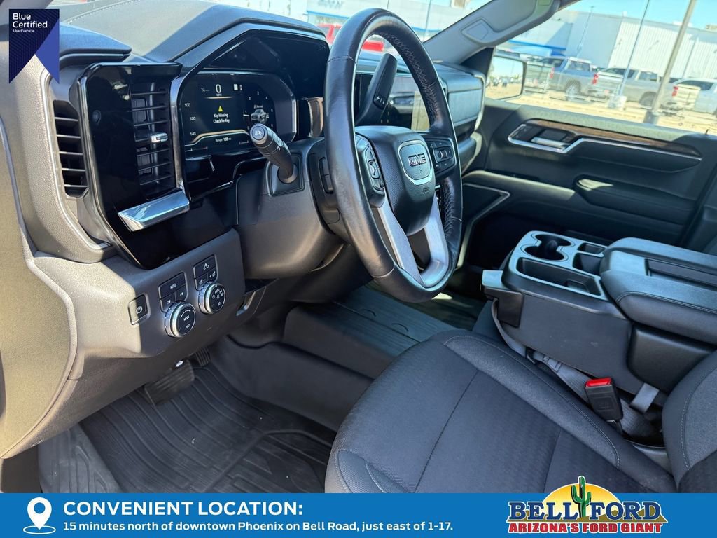 Used 2022 GMC Sierra 1500 Elevation w/ LPO, Elevation Black Package image 19