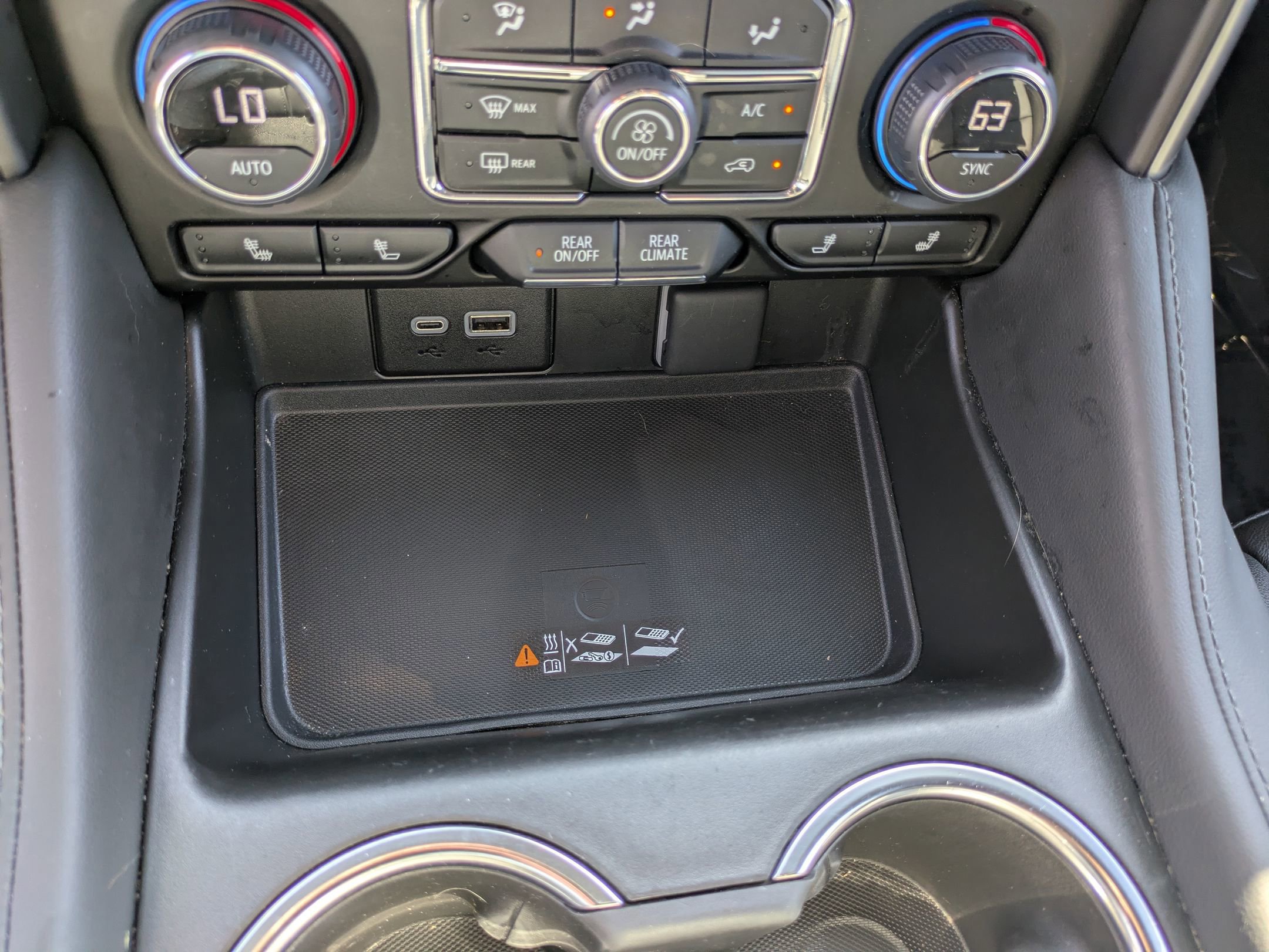 Used 2024 Chevrolet Tahoe Z71 image 23