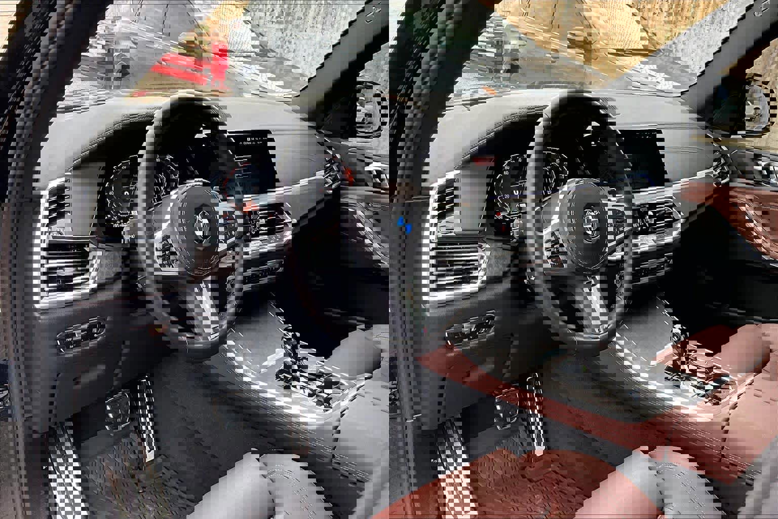 Used 2022 BMW X5 sDrive40i w/ M Sport Package image 21