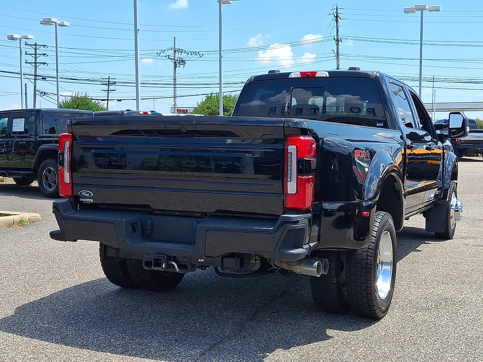 Certified 2026 Ford F450 Platinum w/ FX4 Off-Road Package AWD/4WD image 10
