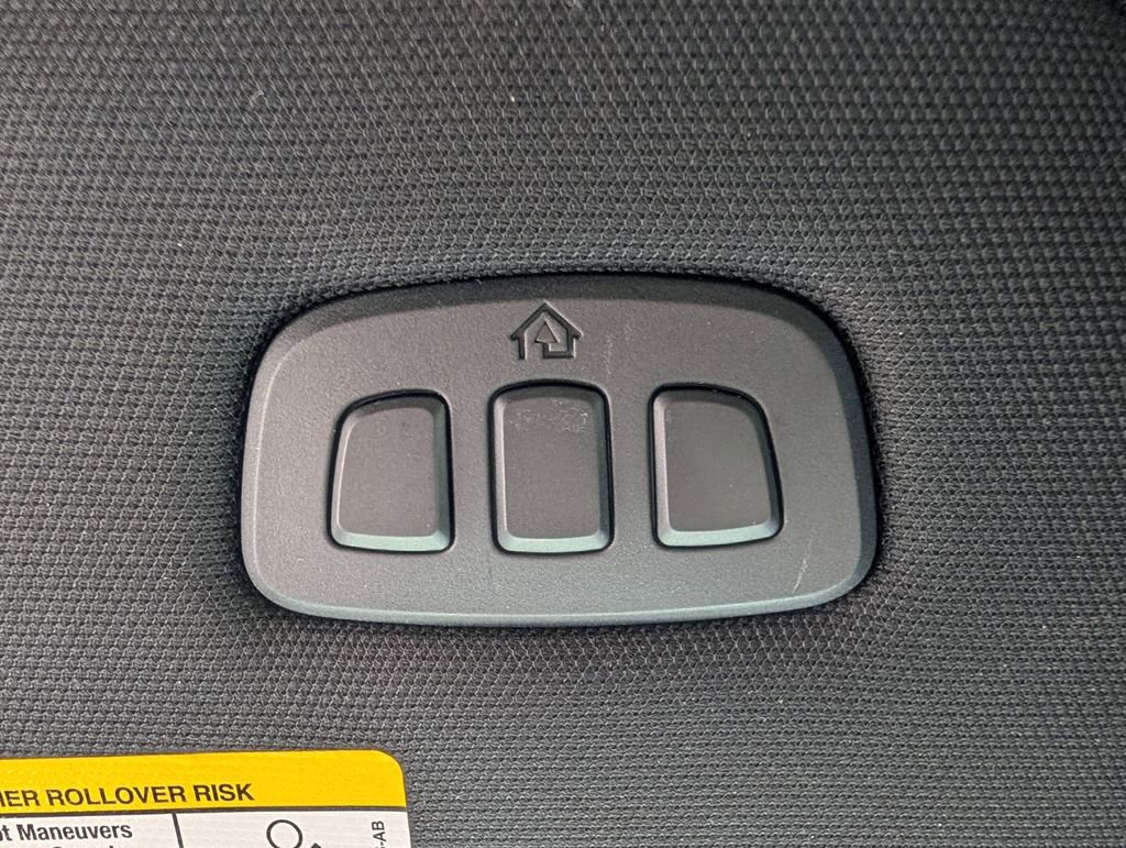 Certified 2025 Ford F150 Lariat w/ Equipment Group 501A Mid image 22