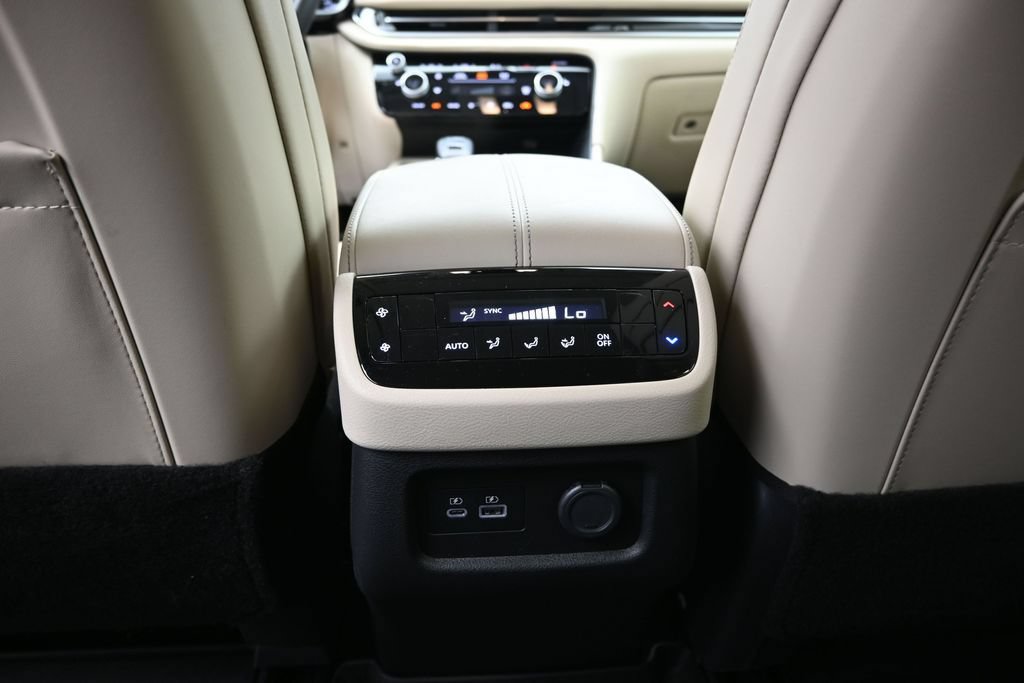 Used 2024 INFINITI QX60 Pure FWD image 18
