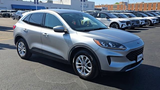 Certified 2021 Ford Escape SE FWD image 3