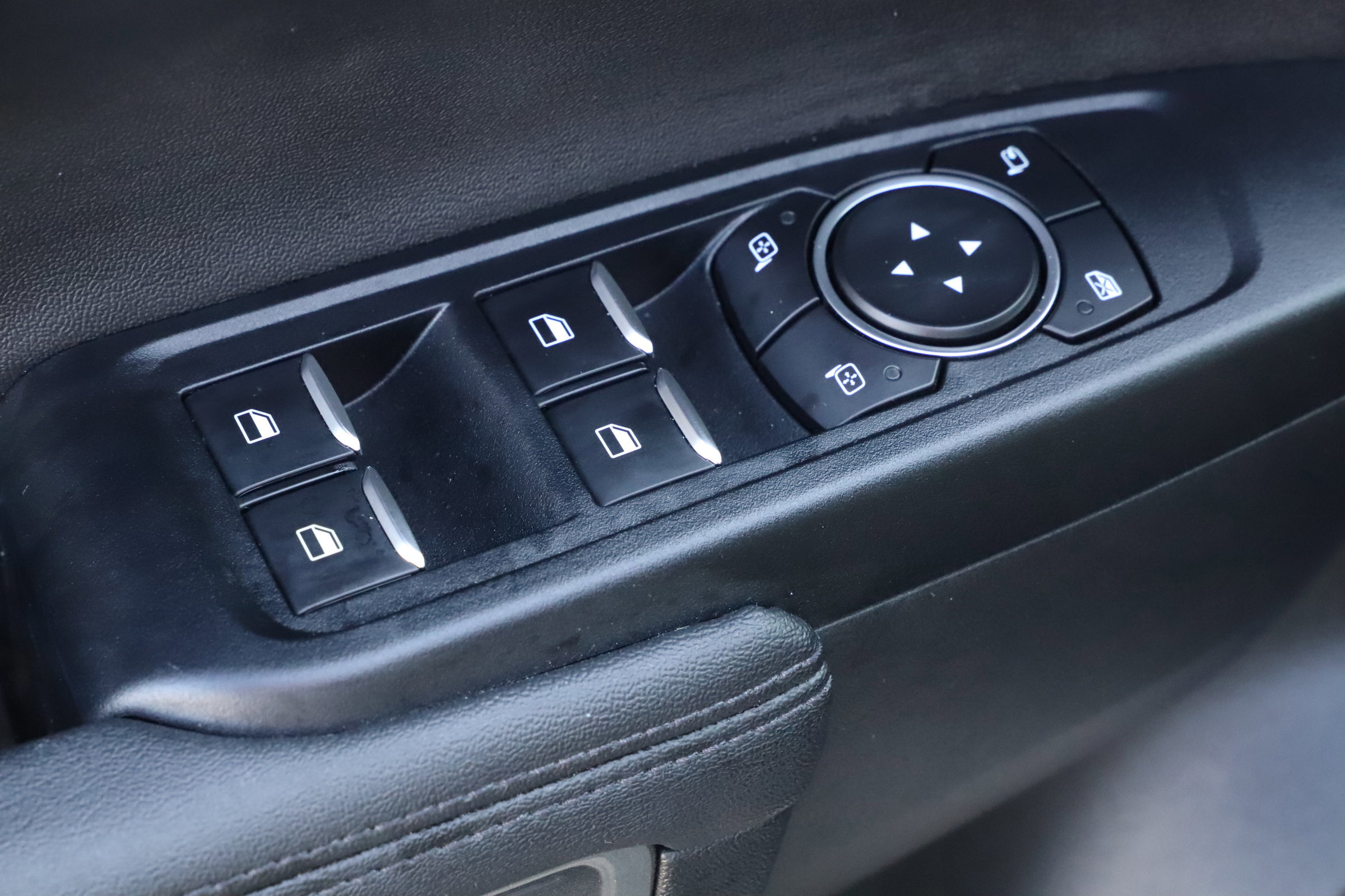 Certified 2025 Ford Ranger Lariat w/ Black Appearance Package image 20