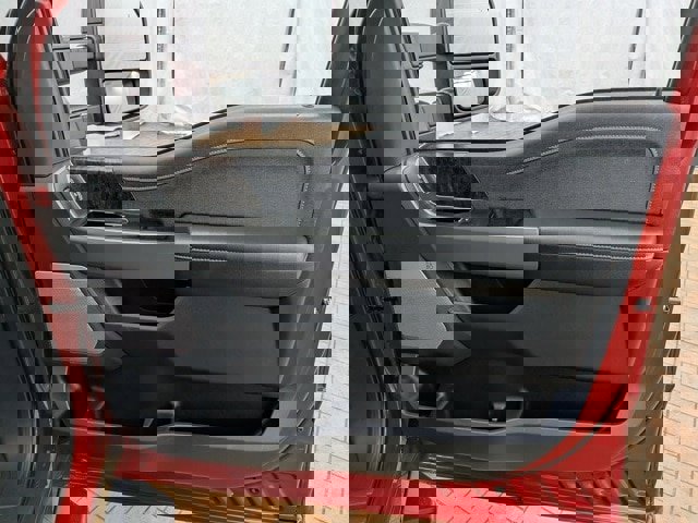 Certified 2023 Ford F250 Lariat w/ Black Appearance Package image 28