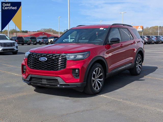 Certified 2025 Ford Explorer ST-Line image 1
