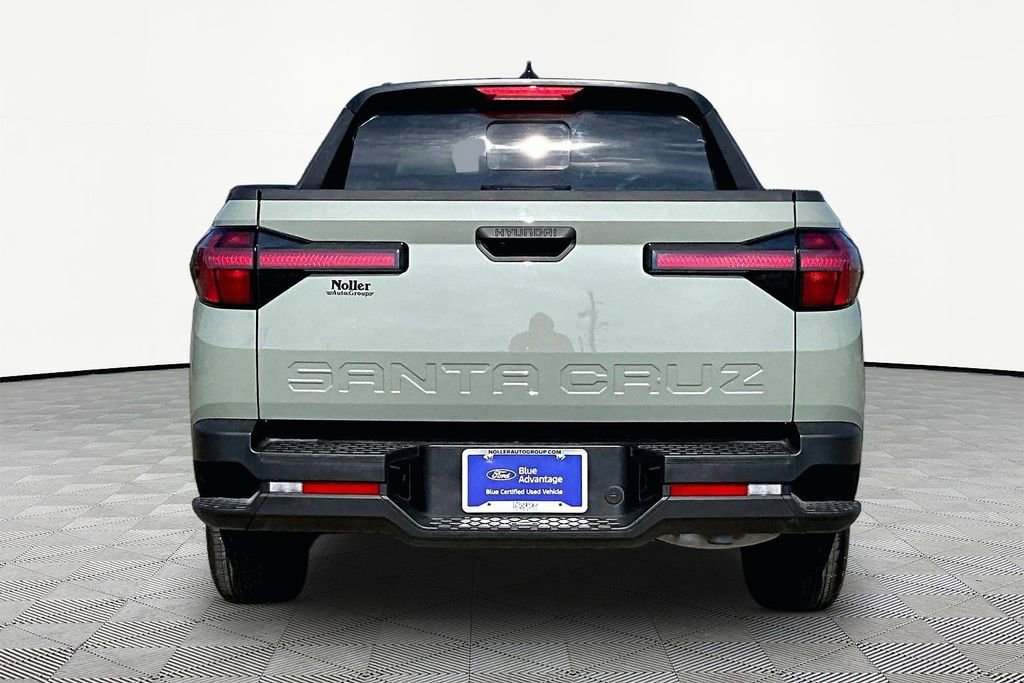 Used 2025 Hyundai Santa Cruz SEL FWD image 4