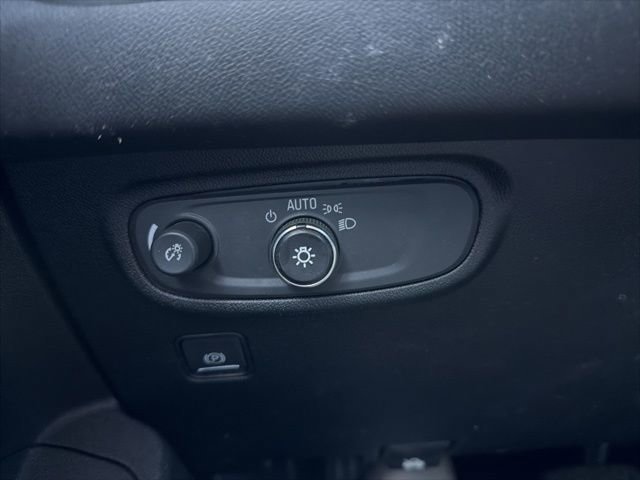 Used 2019 GMC Terrain SLE image 25