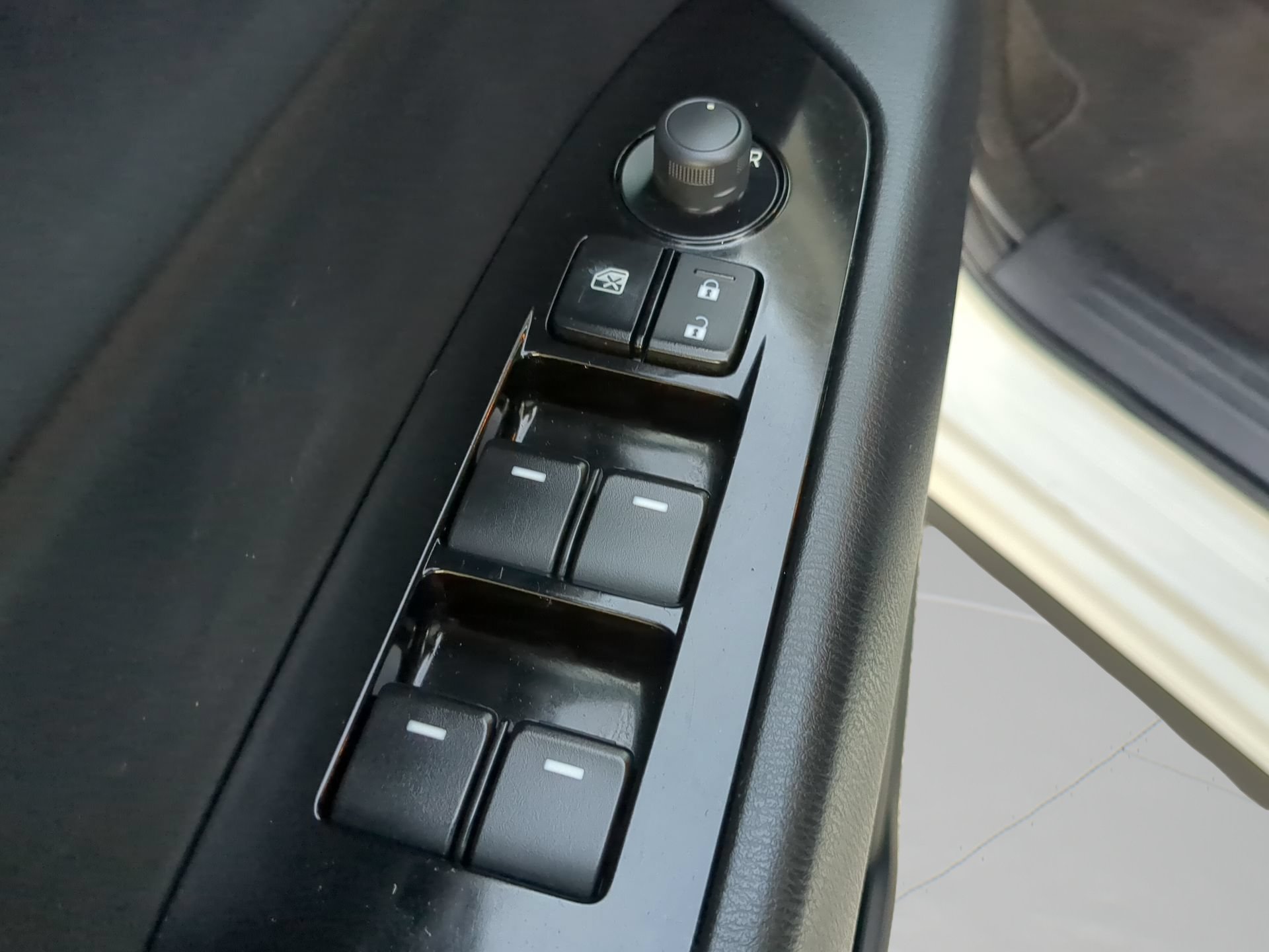 Used 2018 MAZDA CX-5 Touring w/ Preferred Equipment Package FWD image 55