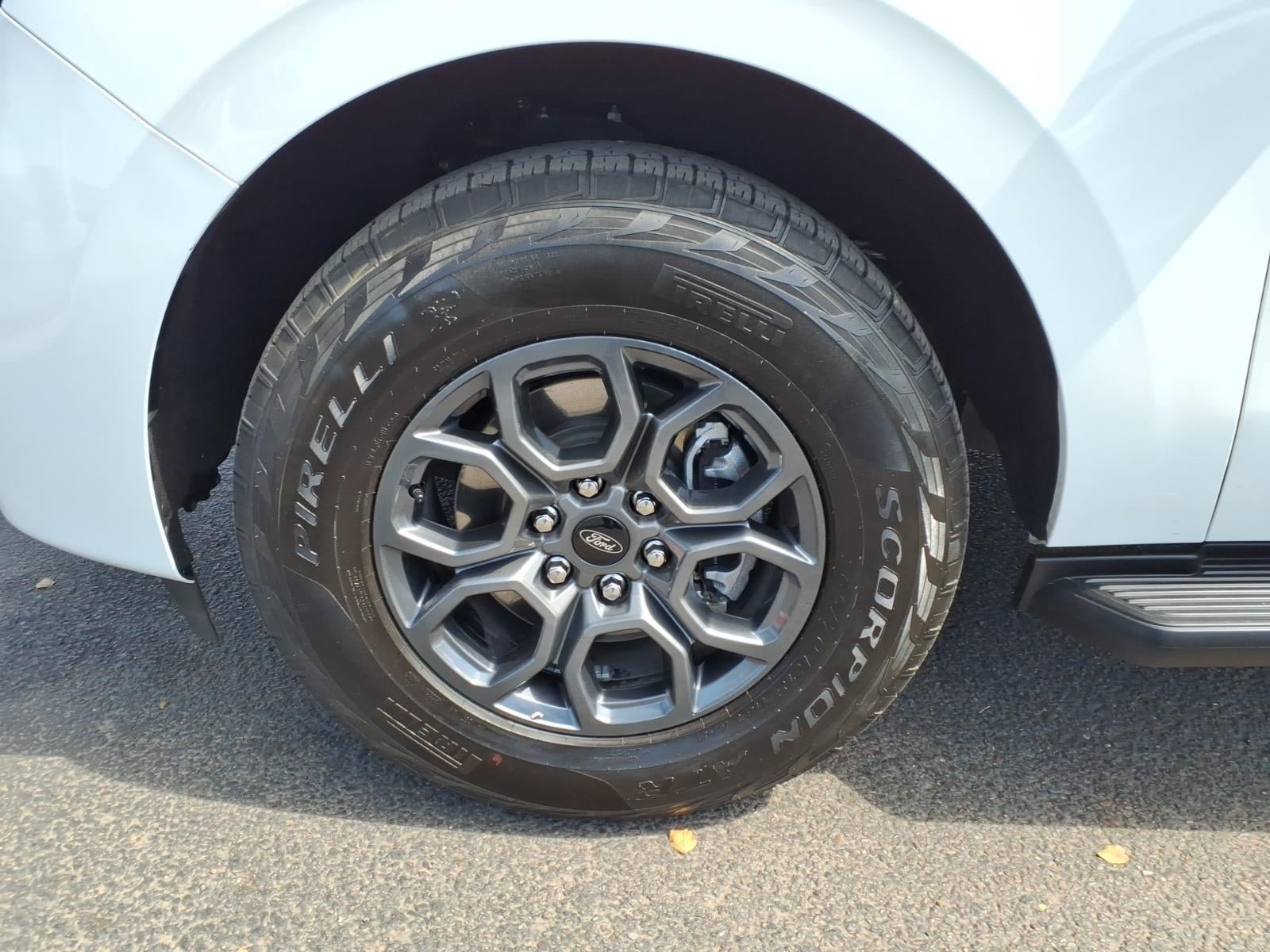 Certified 2025 Ford Expedition Max Active RWD image 9